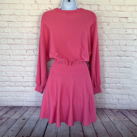 Alice + Olivia BARBIECORE Murray Fit Flare Dress in Calypso Pink medium - Picture 7 of 11